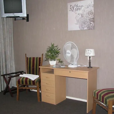 Готель Hotel Lobelia 2*